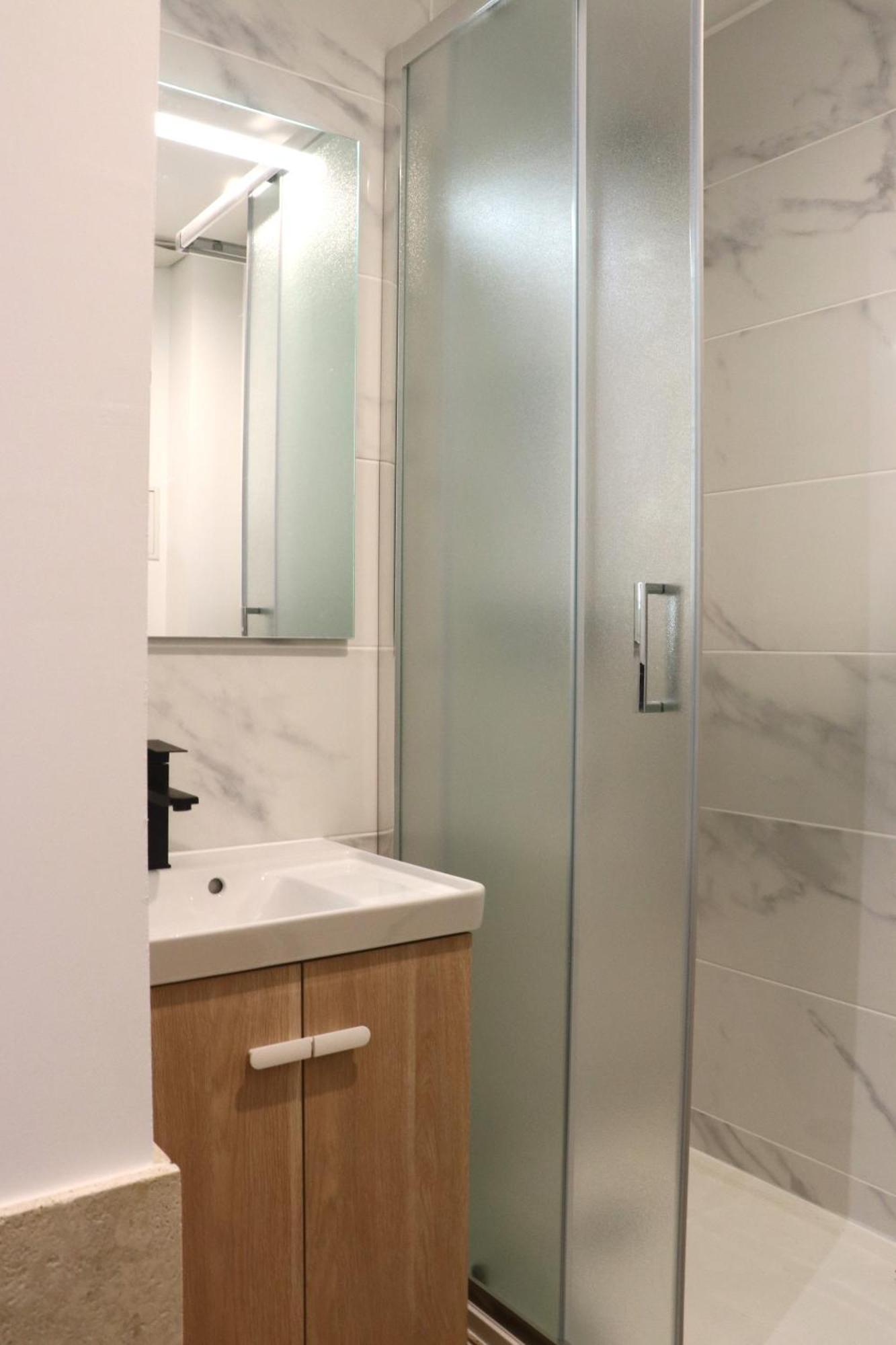 Superbes Appartements Modernes Et Neufs Bagnols-sur-Cèze Buitenkant foto